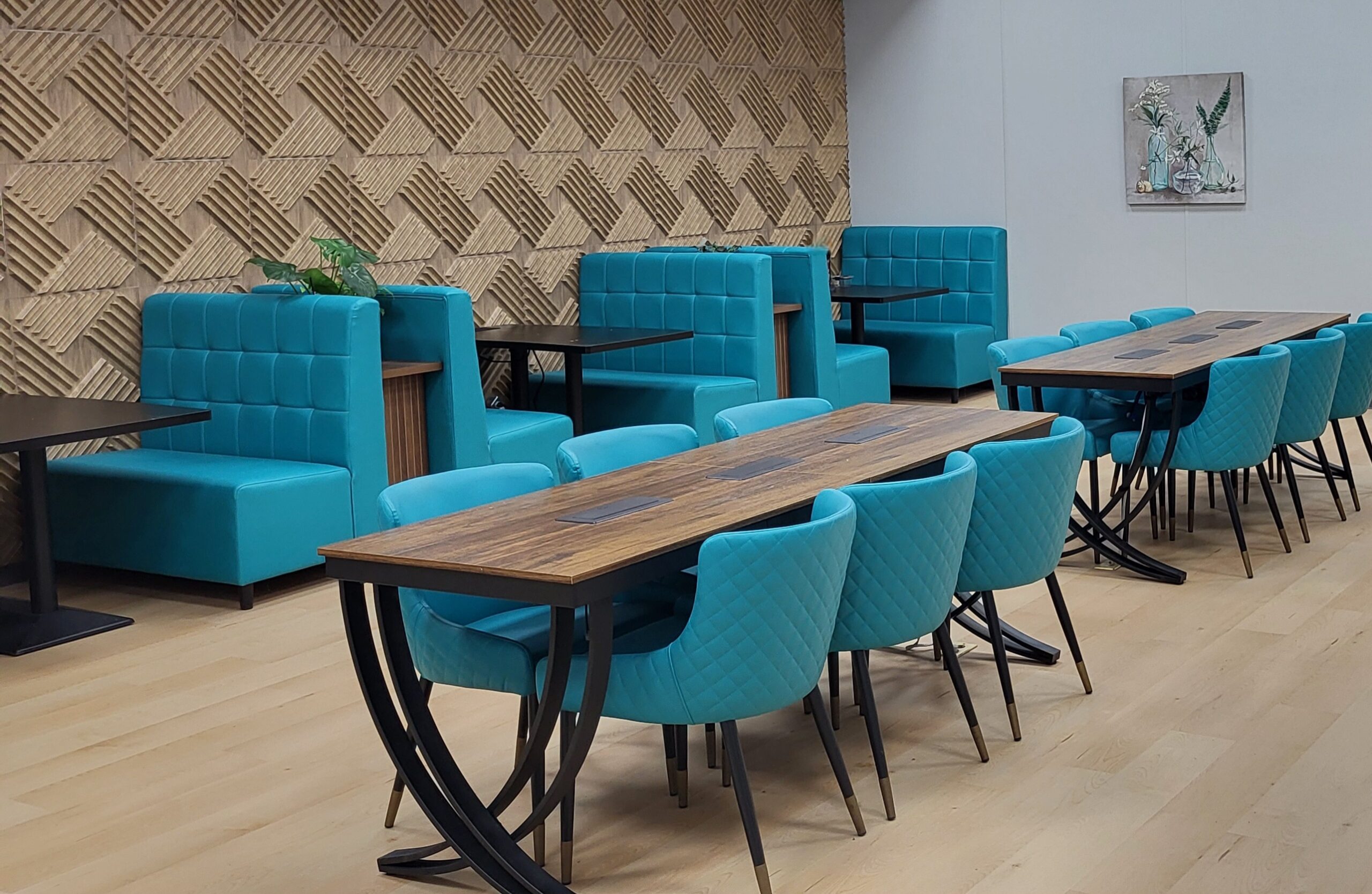 Comfortable shared workspace seating at Parry Sound Corporate Corner