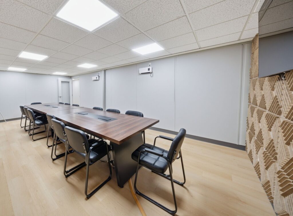 Carling Boardroom - Hourly