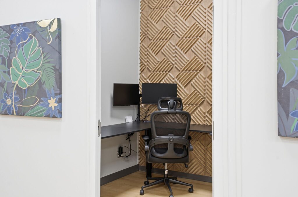 Office - Main or Lower Level - Full Day (5-8 Hours)