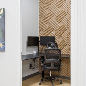 Office - Main or Lower Level - Full Day (5-8 Hours)